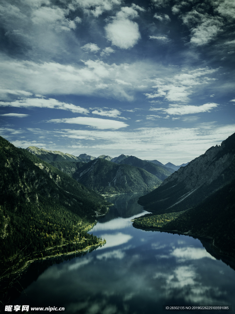 山间美景