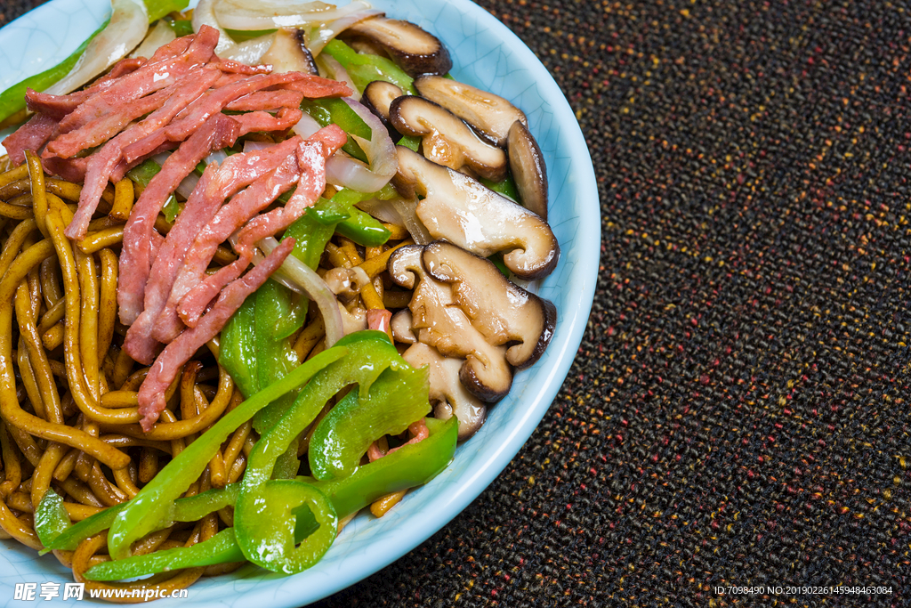肉丝炒面