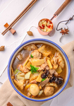 清汤炖鸡面