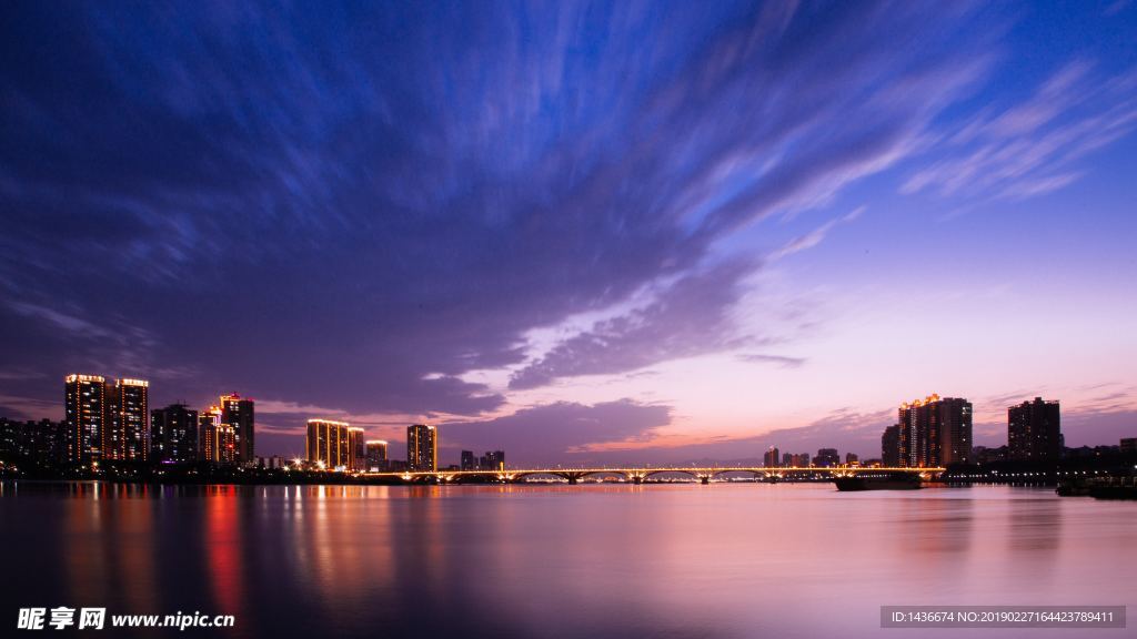 城市夜景