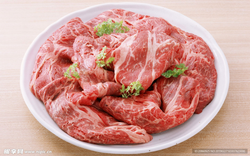 新鲜的生肉图片