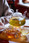透明玻璃茶具加蜂蜜