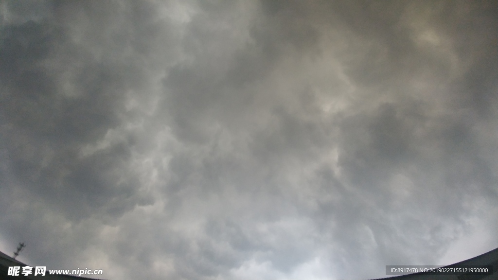 天空
