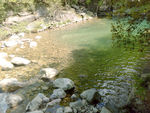 小河流水