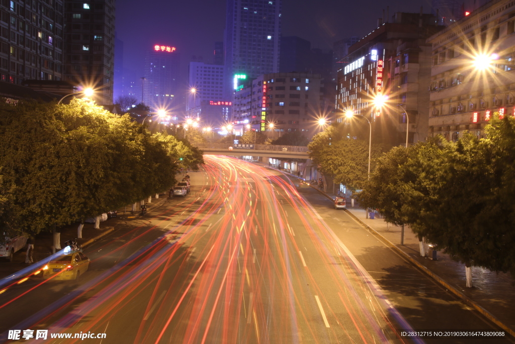 夜景车流