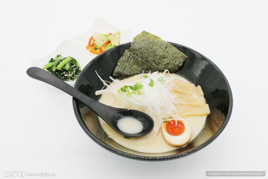 鸡白汤拉面