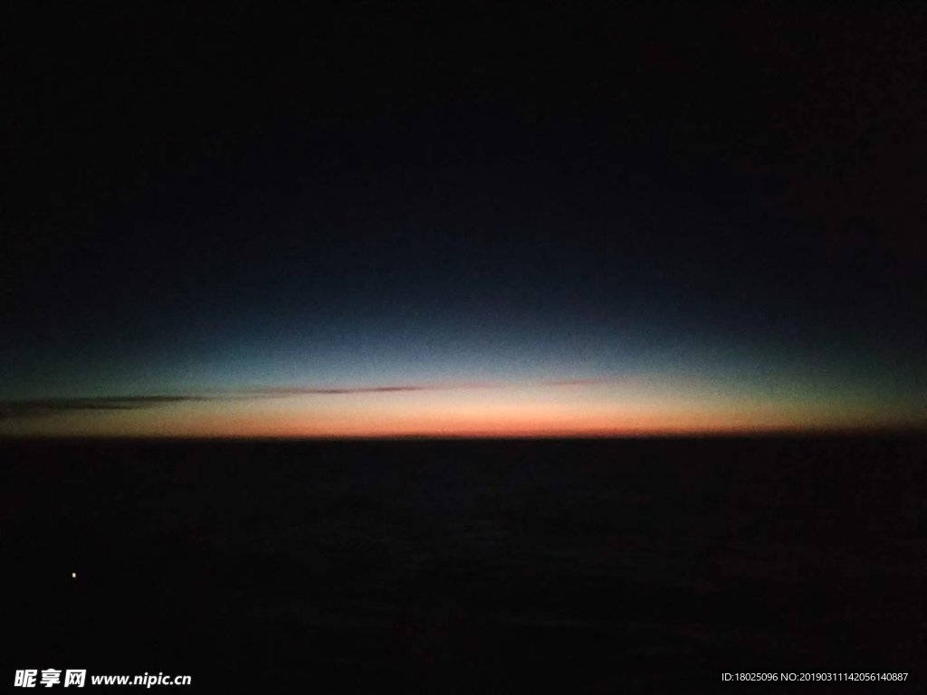 海边夜景