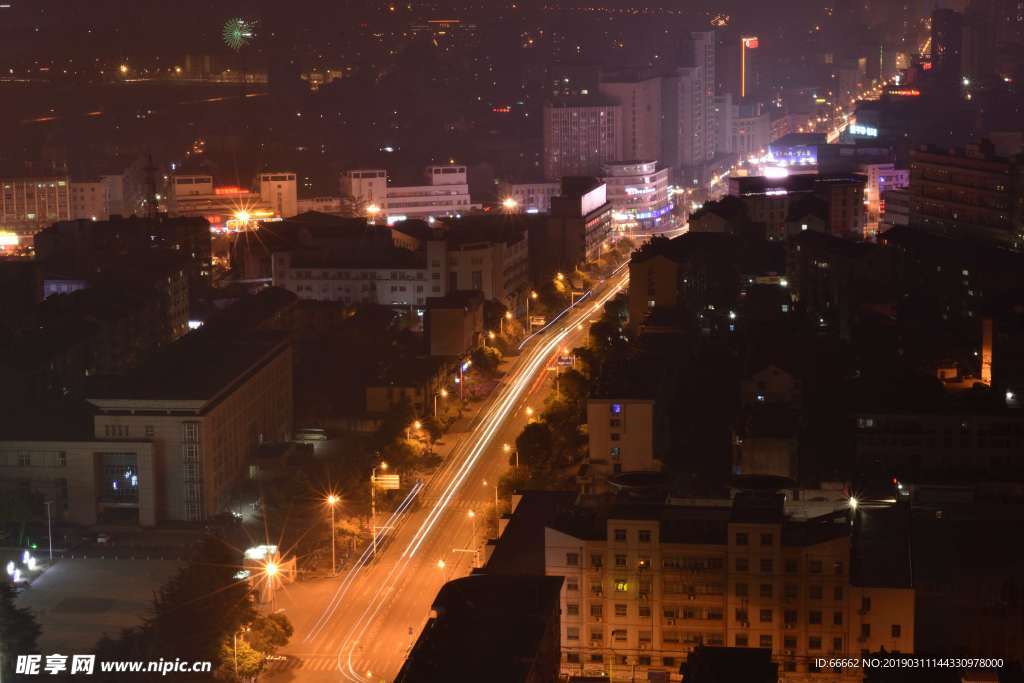 夜晚的城市