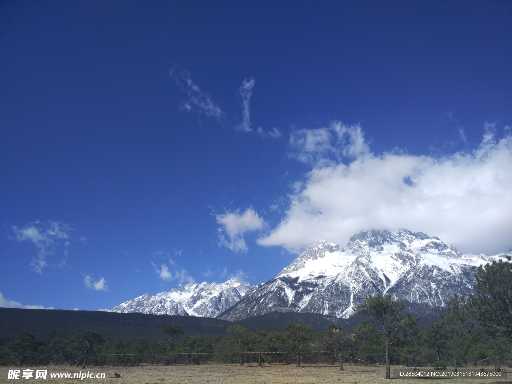 玉龙雪山