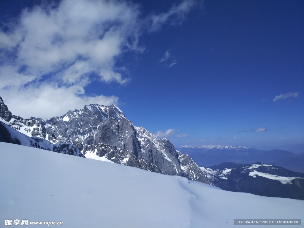 雪山