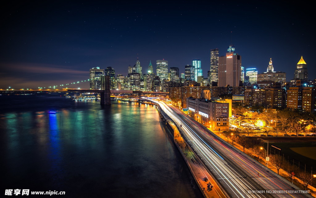 城市江边夜景