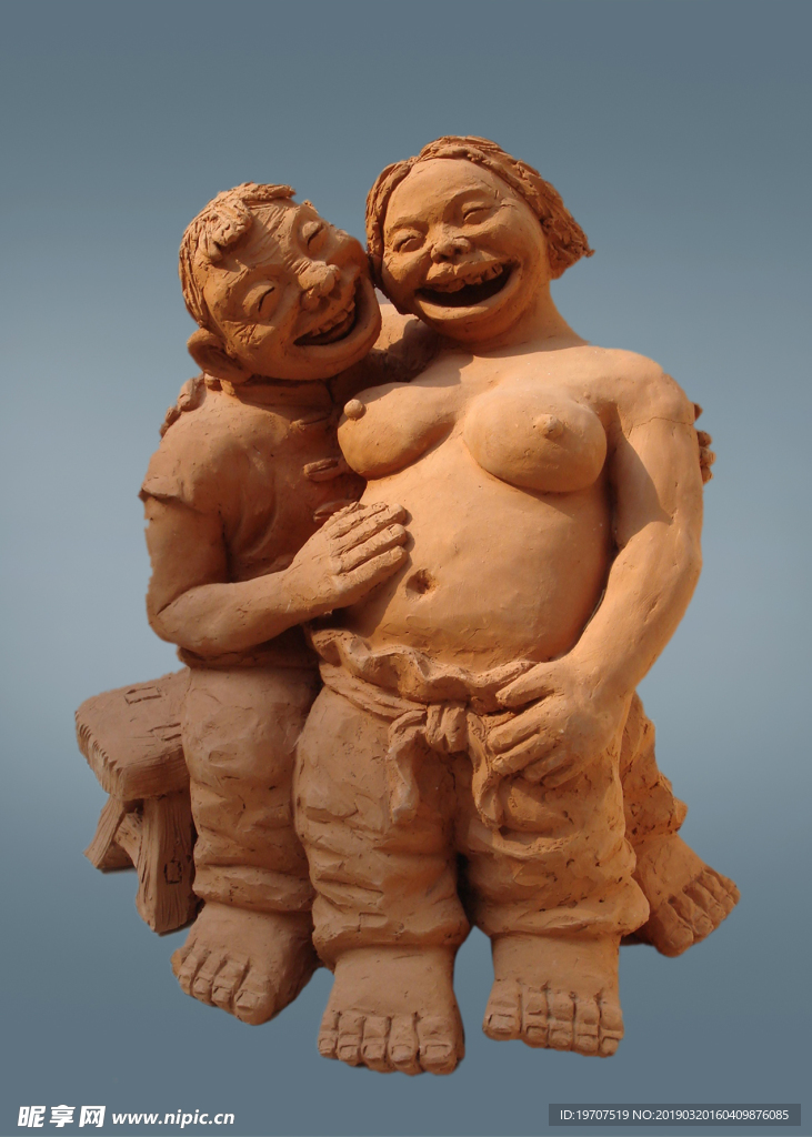 夫妻泥塑