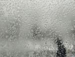 雨夹雪玻璃透视景