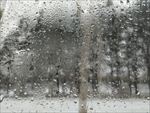 雨夹雪模糊玻璃透视景