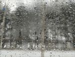 雨夹雪模糊玻璃透视景