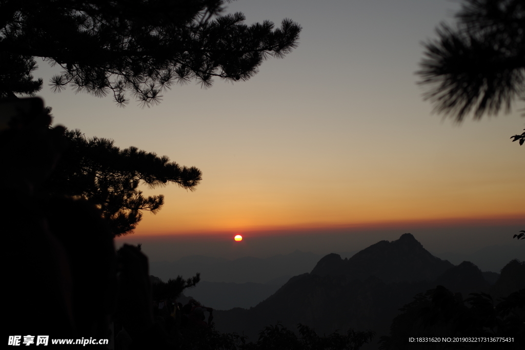 黄山日出