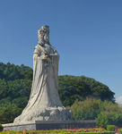 玛祖雕像