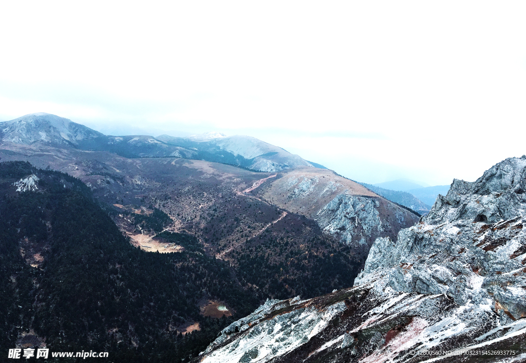雪山