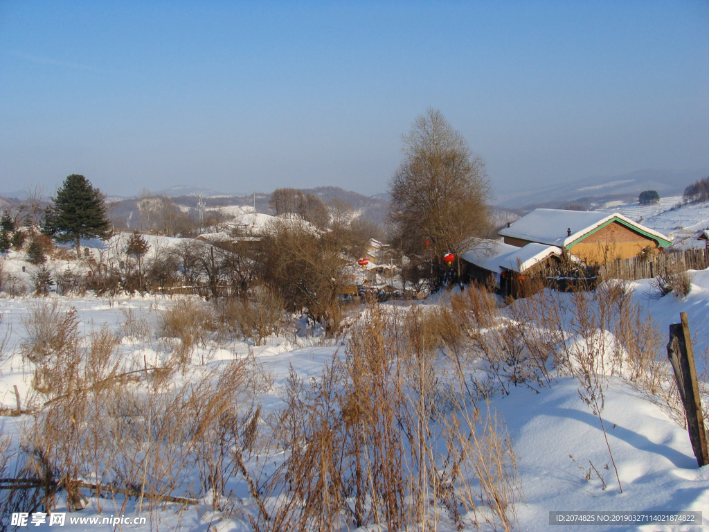 松岭雪村