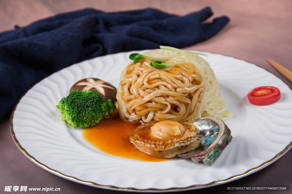 鲍鱼面  生鲜鲍鱼面