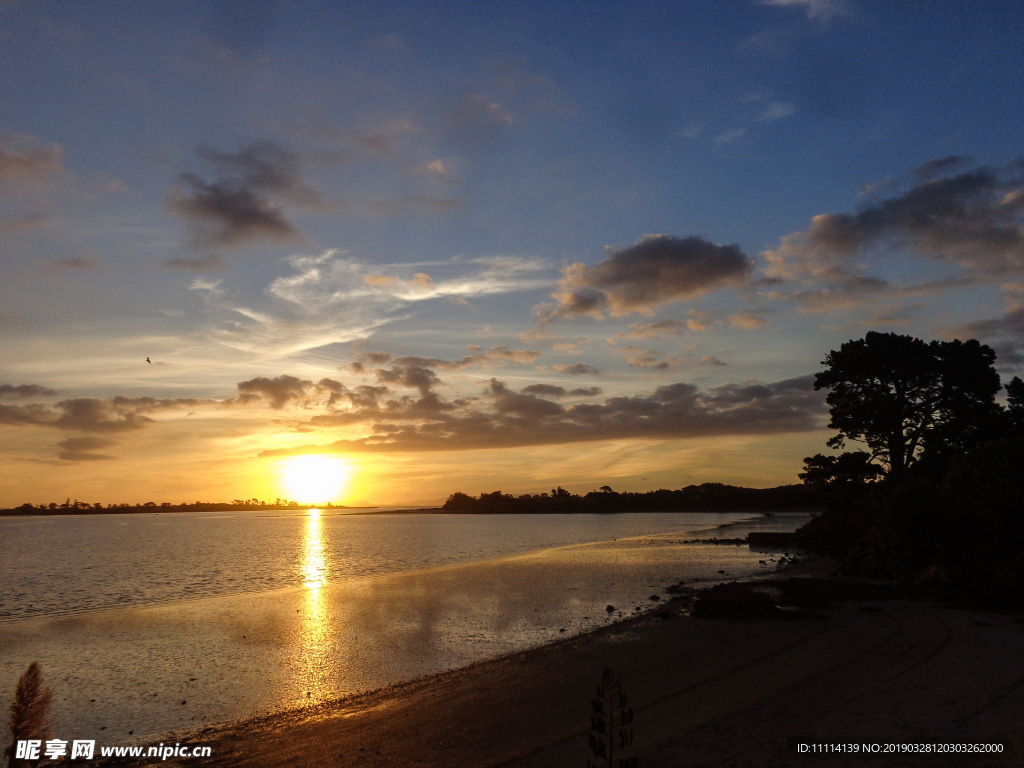 奥克兰海滨夕阳风光