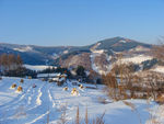 松岭雪村