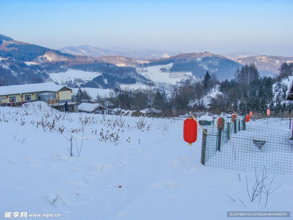 松岭雪村
