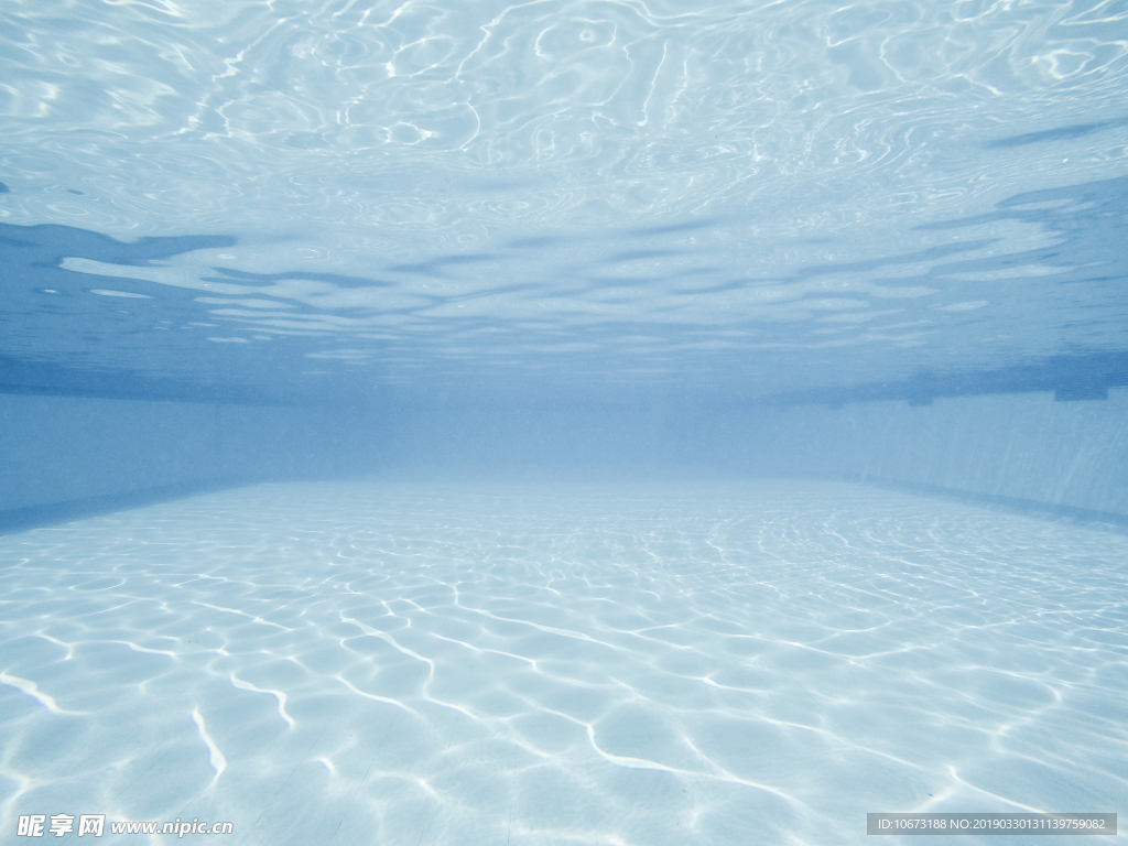 水
