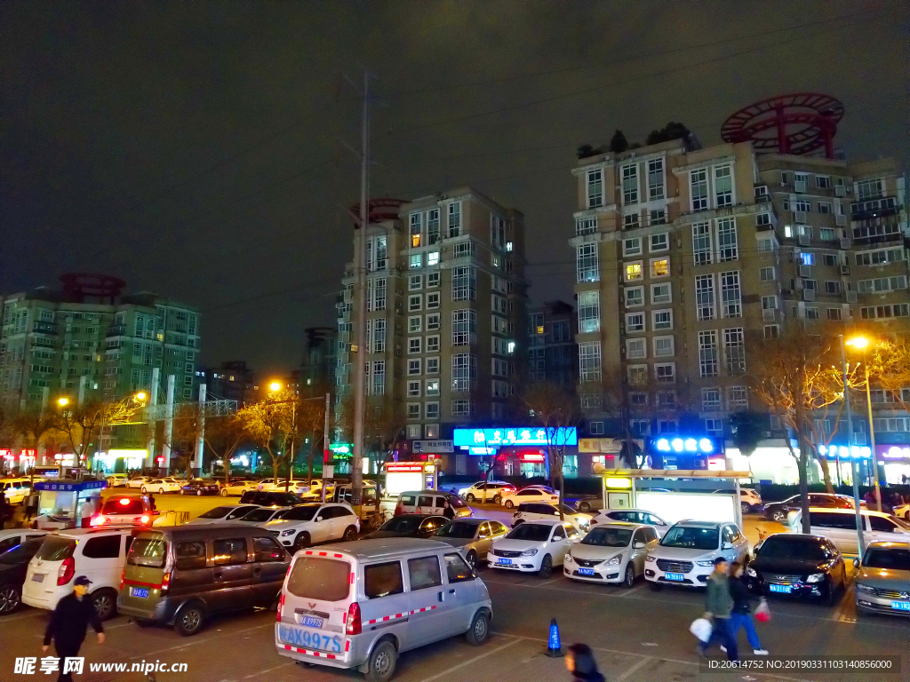 夜色下的城市风景