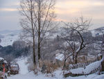 松岭雪村
