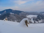 松岭雪村