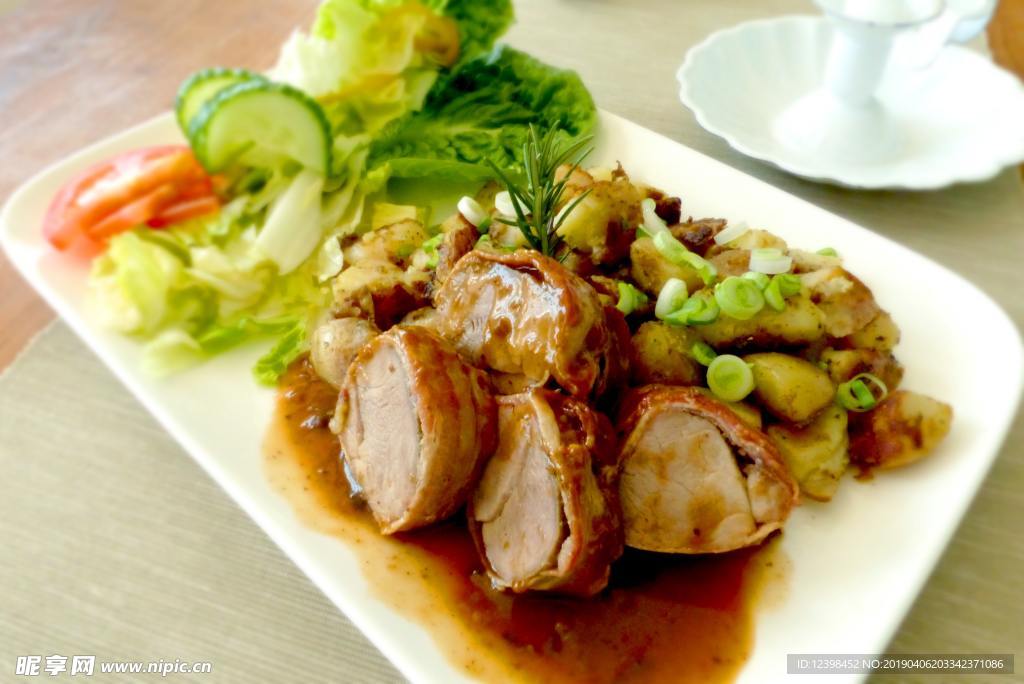 卤鸭腿