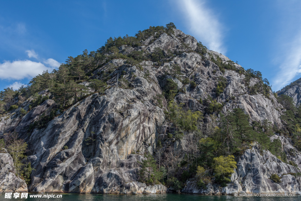 山