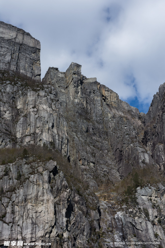 山