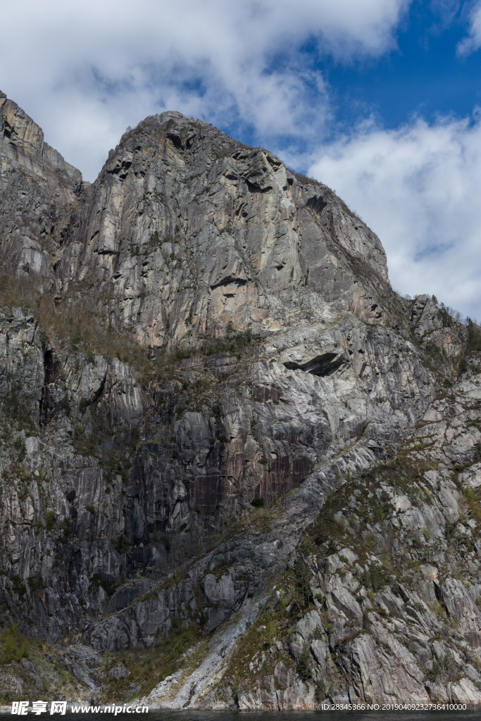 山