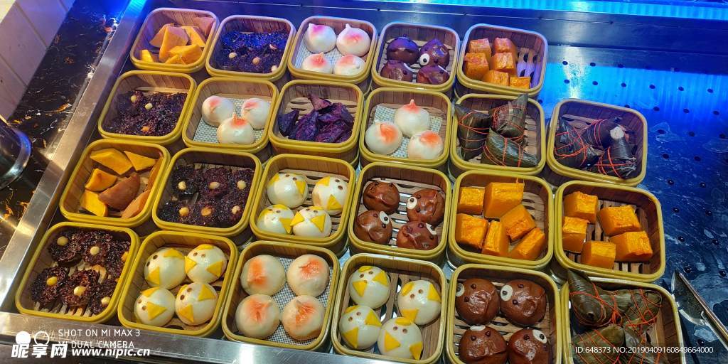 自助餐美食