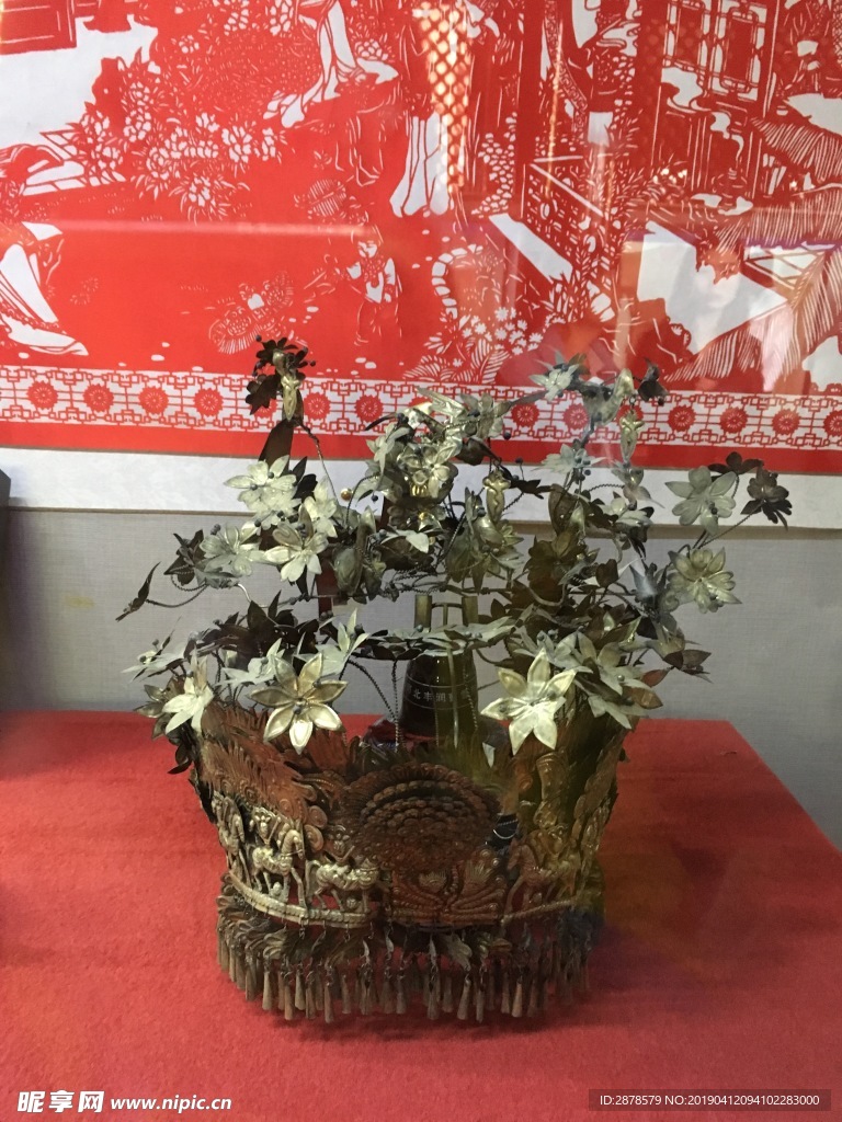 凤冠  红楼梦