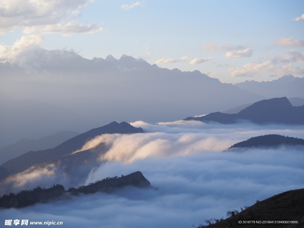 牛背山