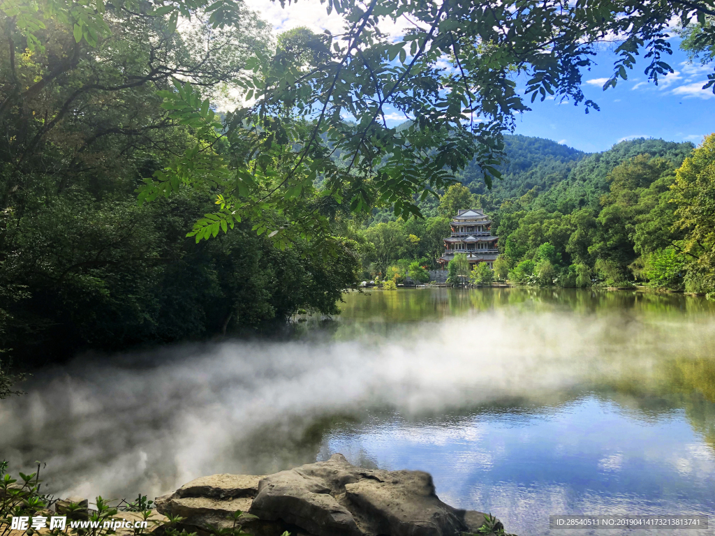山水风景画图片