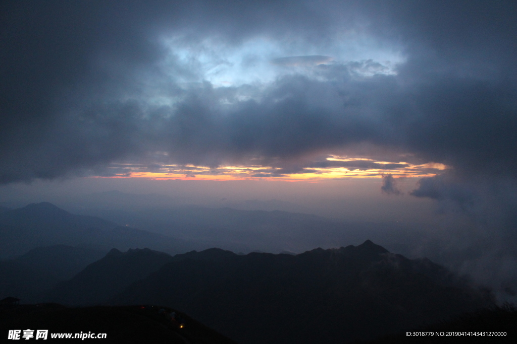 武功山