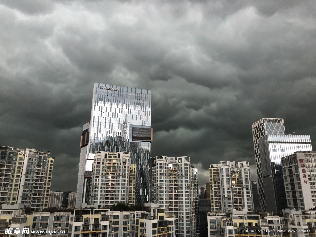 深圳爆风雨