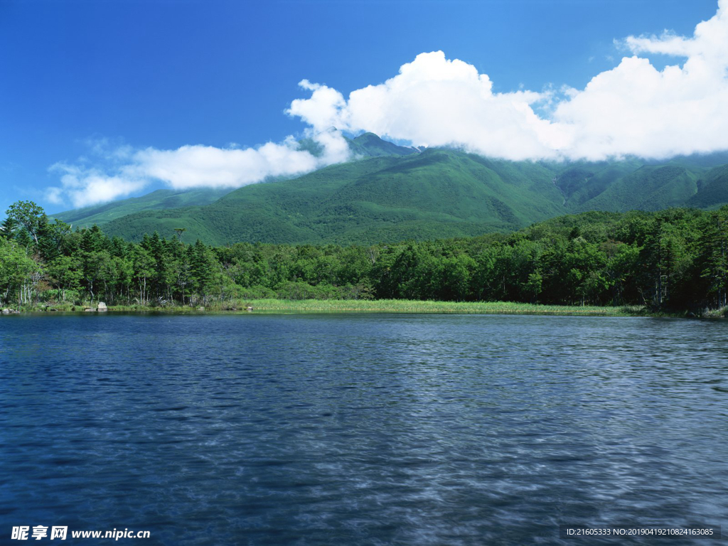 湖光山色