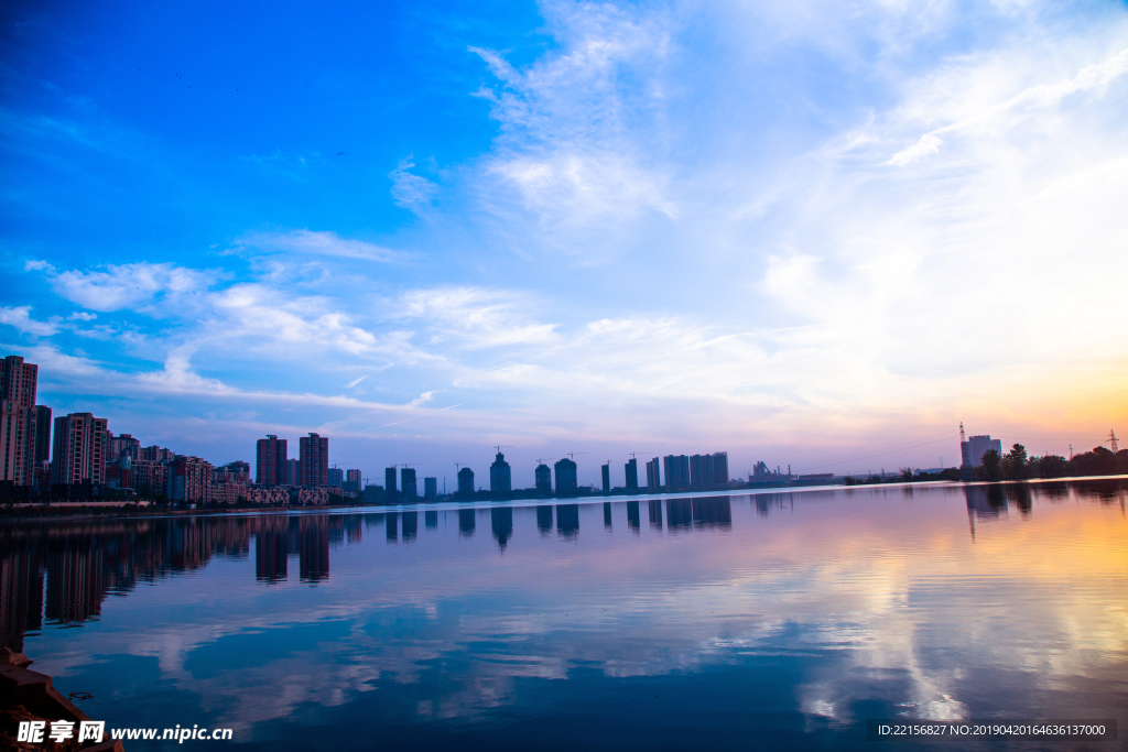 湖景