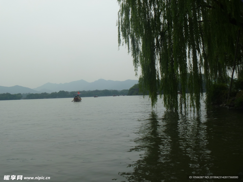 西湖  游船  湖 湖水  城