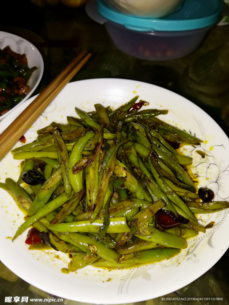 豆角炒肉