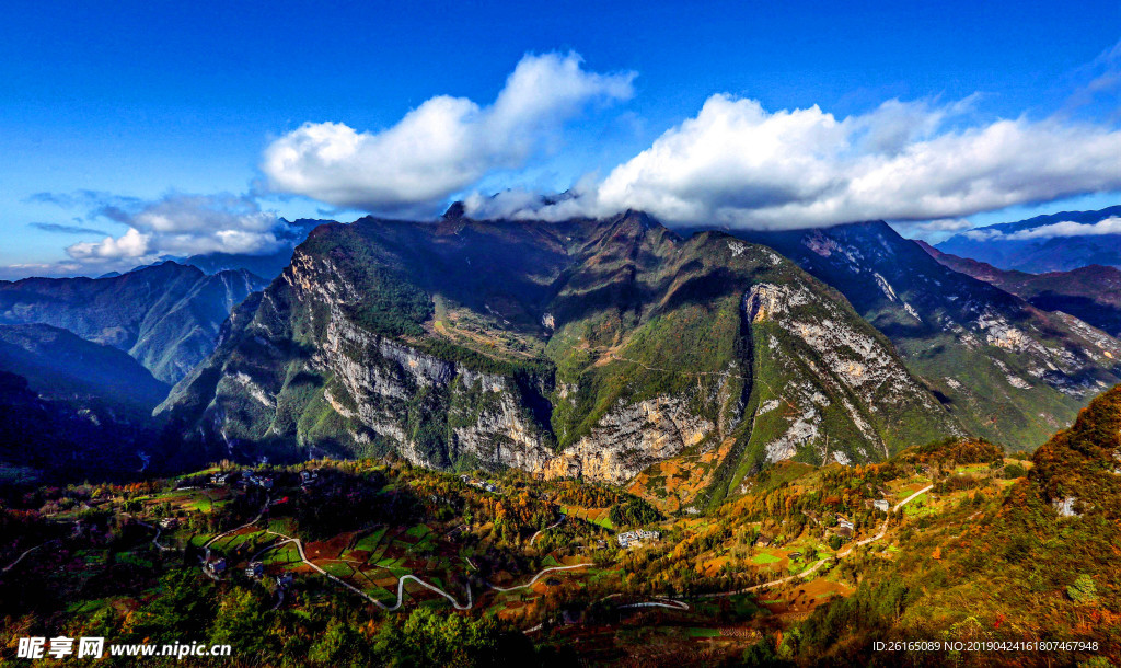 巴山大峡谷