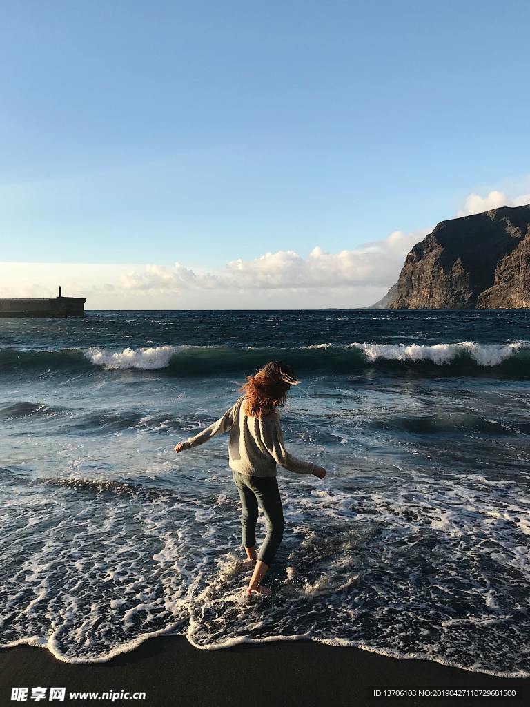 海边女孩