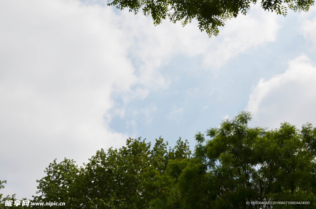 天空