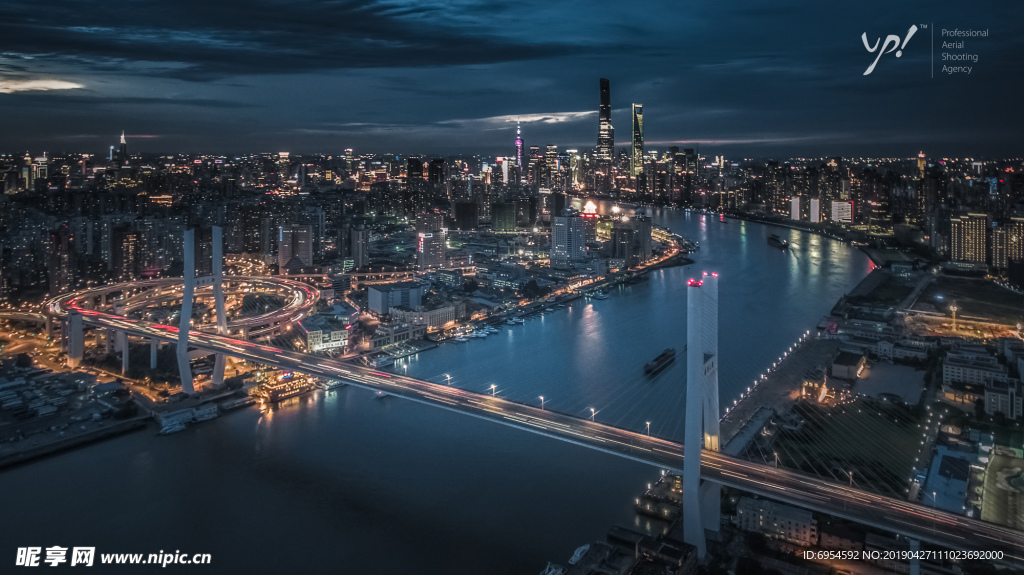 夜的魅惑