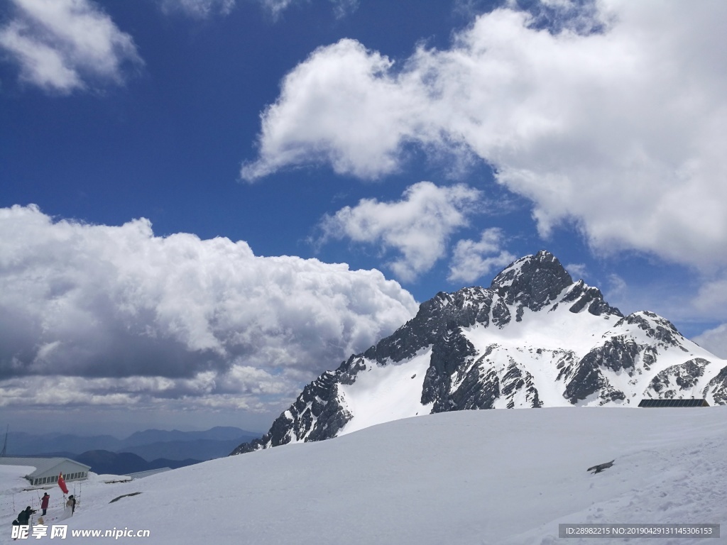 雪山